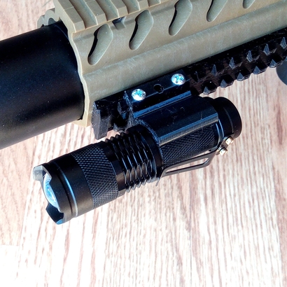 Fast Detach Picatinny Mount for Mini Cree Flashlight Torch